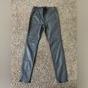 WHITE HOUSE BLACK MARKET